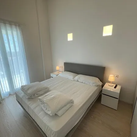Haus Margarete - Attico Infinity Vista Mare Con Jacuzzi - Agenzia Cocal Lejlighed Caorle